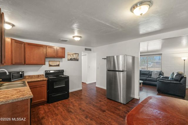 4012 S Evergreen Avenue, Tucson, AZ 85730