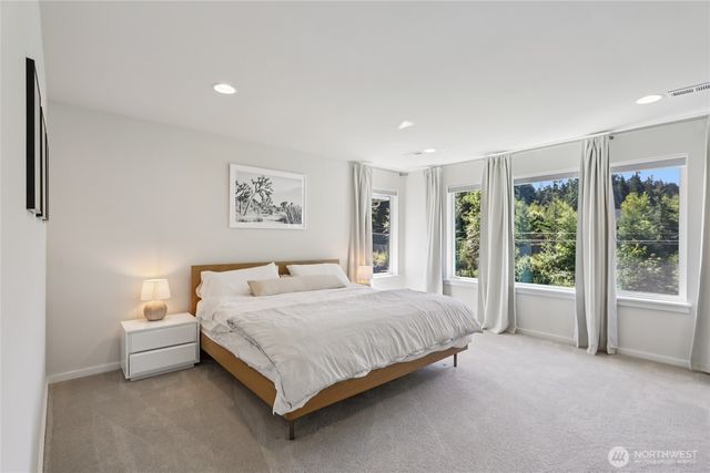 16204 27th Street Ct E, Lake Tapps, WA 98391