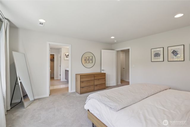 16204 27th Street Ct E, Lake Tapps, WA 98391