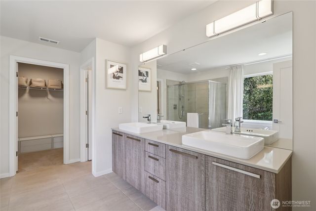 16204 27th Street Ct E, Lake Tapps, WA 98391