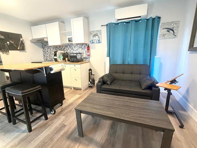 226 SW 23rd Street 1-3, Fort Lauderdale, FL 33315