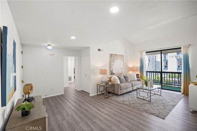 4041 Via Marisol 313, Los Angeles, CA 90042
