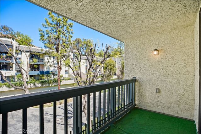 4041 Via Marisol 313, Los Angeles, CA 90042