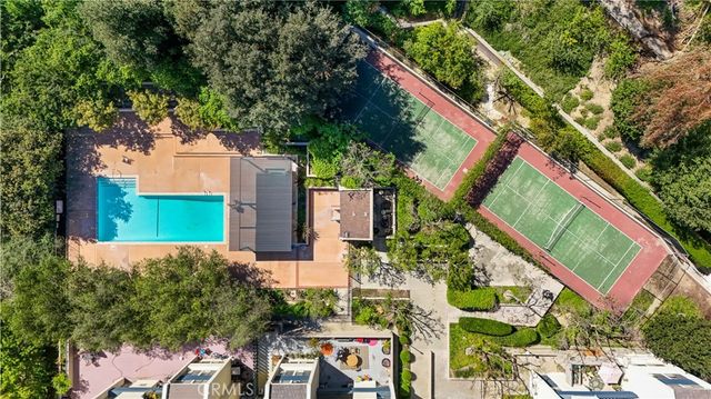 4041 Via Marisol 313, Los Angeles, CA 90042