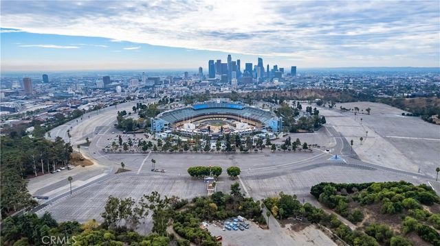 4041 Via Marisol 313, Los Angeles, CA 90042