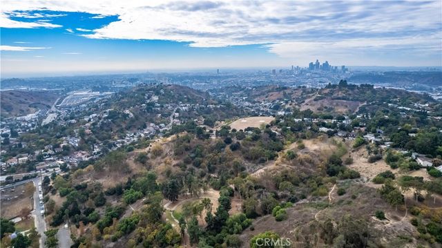 4041 Via Marisol 313, Los Angeles, CA 90042