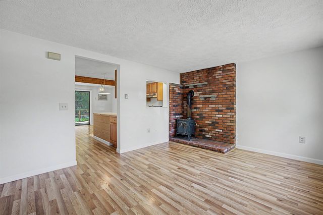 75 Lakewood Pines Rd Unit 17, Bristol, NH 03222