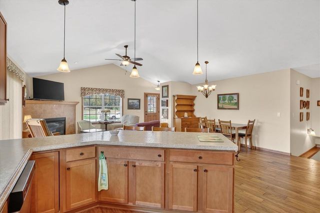 4011 Huntington Avenue, Janesville, WI 53546