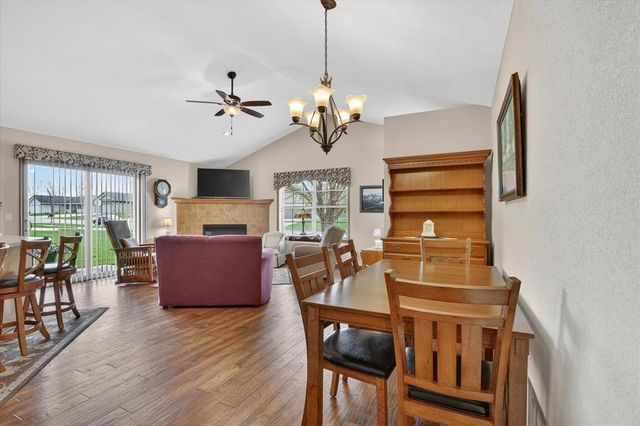 4011 Huntington Avenue, Janesville, WI 53546
