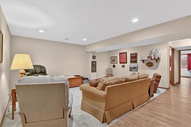 4011 Huntington Avenue, Janesville, WI 53546