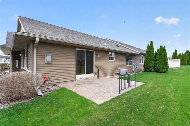4011 Huntington Avenue, Janesville, WI 53546