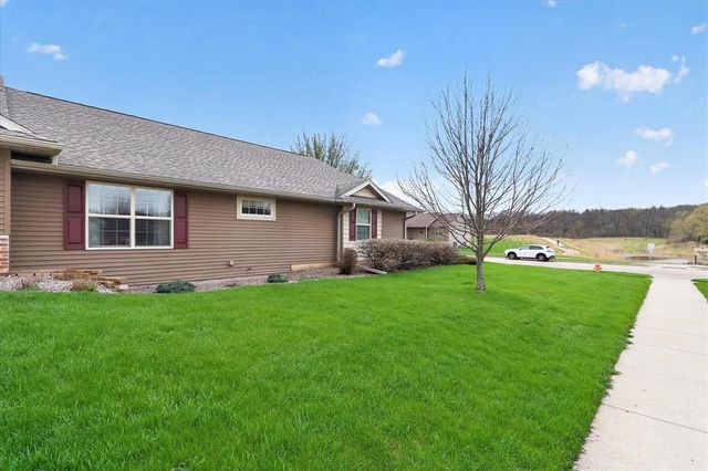 4011 Huntington Avenue, Janesville, WI 53546