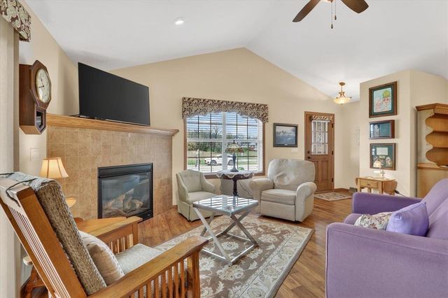 4011 Huntington Avenue, Janesville, WI 53546