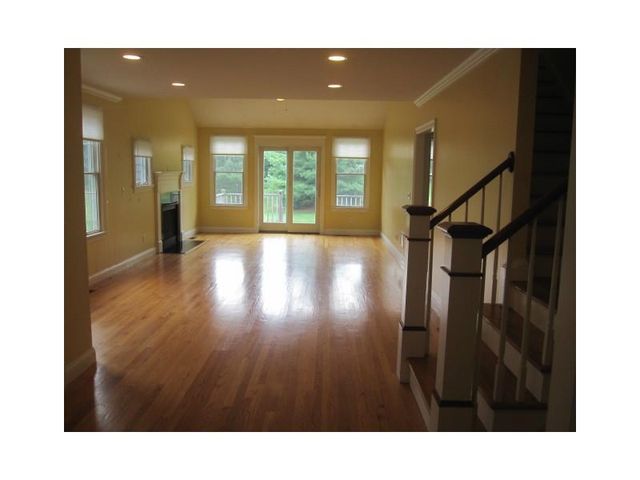 99 FERRY LANDING Circle, Portsmouth, RI 02871