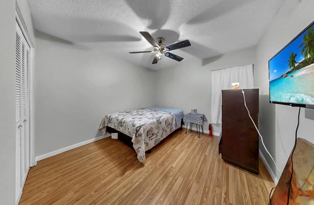 4036 ANGEL OAK COURT 104, Tampa, FL 33613