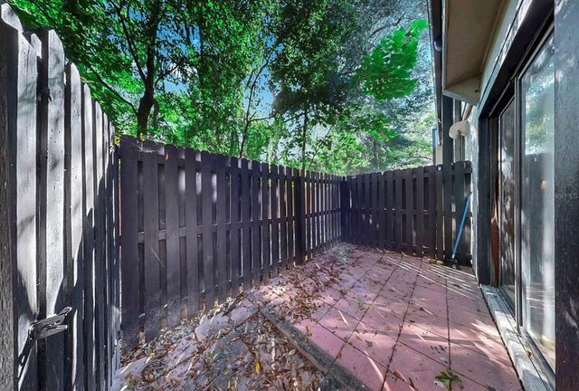 4036 ANGEL OAK COURT 104, Tampa, FL 33613