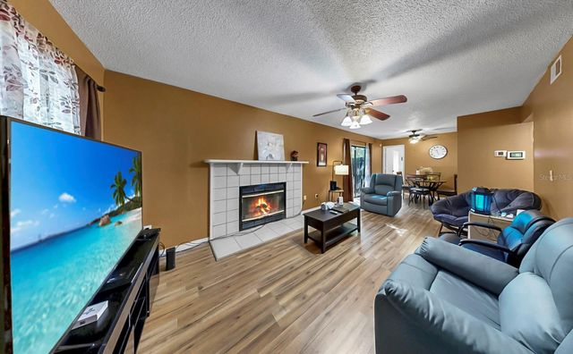 4036 ANGEL OAK COURT 104, Tampa, FL 33613
