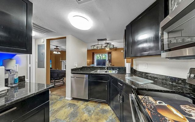 4036 ANGEL OAK COURT 104, Tampa, FL 33613