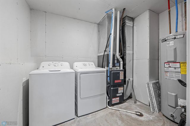 811 Cathy Drive W, West Fargo, ND 58078