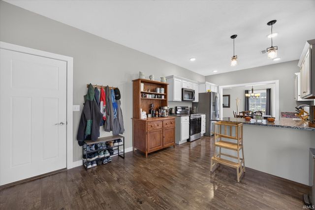 7480 W Raymond Run, Ellettsville, IN 47429