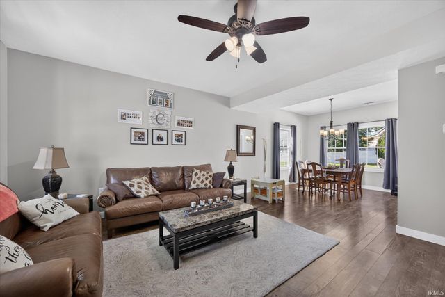 7480 W Raymond Run, Ellettsville, IN 47429