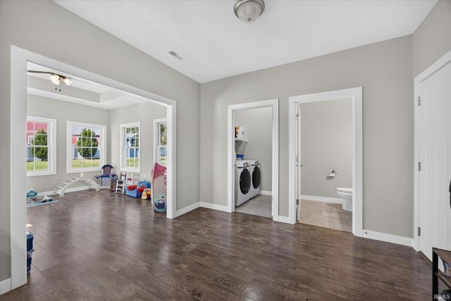 7480 W Raymond Run, Ellettsville, IN 47429