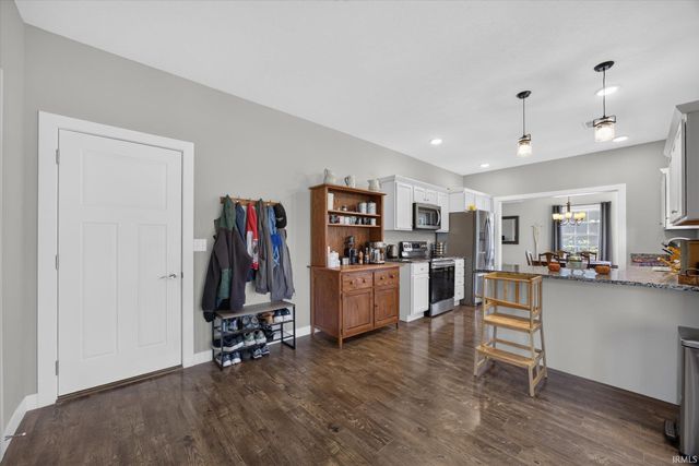 7480 W Raymond Run, Ellettsville, IN 47429
