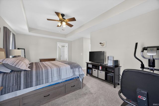7480 W Raymond Run, Ellettsville, IN 47429