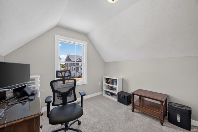 7480 W Raymond Run, Ellettsville, IN 47429