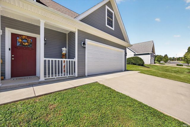 7480 W Raymond Run, Ellettsville, IN 47429