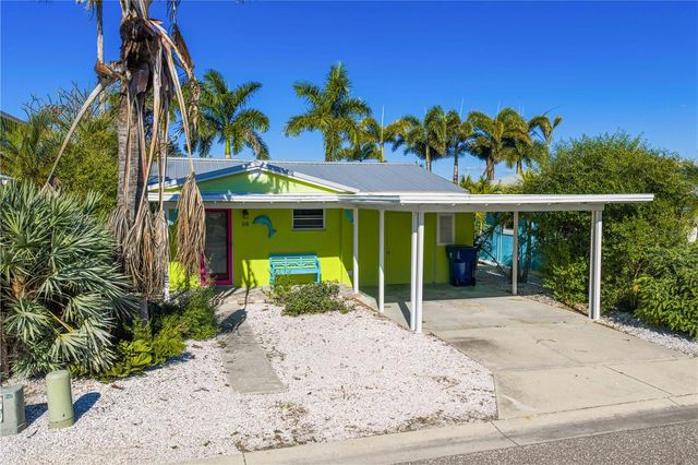 318 182ND AVENUE E, Redington Shores, FL 33708