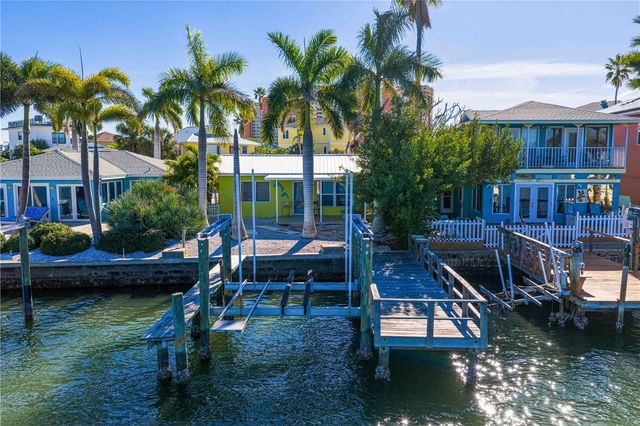 318 182ND AVENUE E, Redington Shores, FL 33708