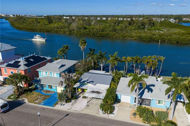 318 182ND AVENUE E, Redington Shores, FL 33708