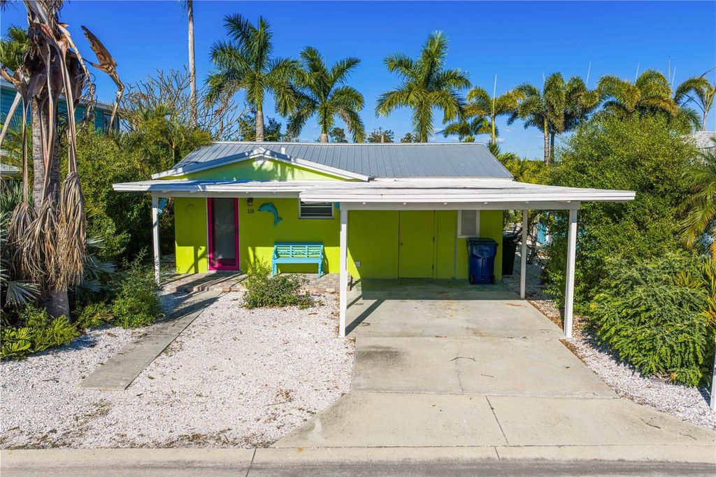 318 182ND AVENUE E, Redington Shores, FL 33708