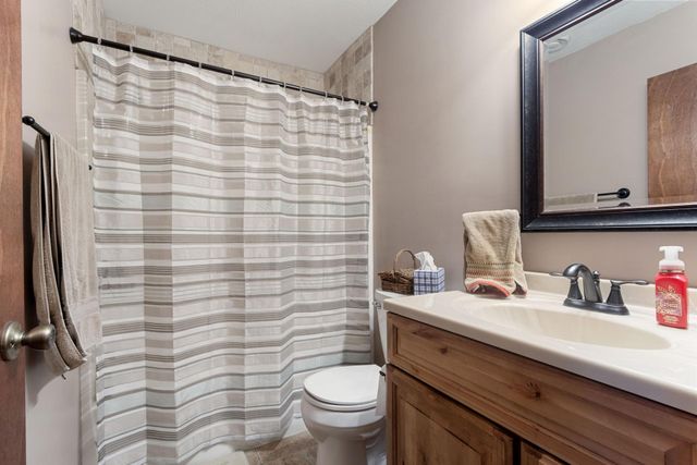 7531 E 250th Street, Elko New Market, MN 55020
