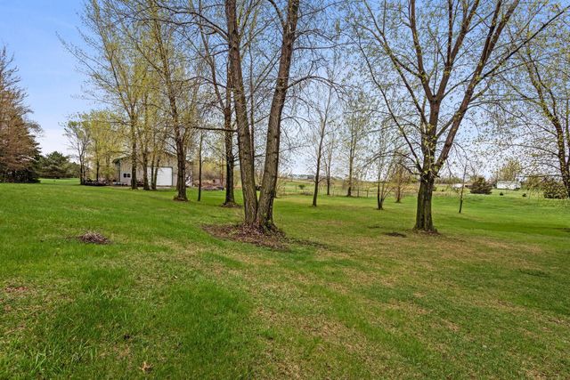 7531 E 250th Street, Elko New Market, MN 55020
