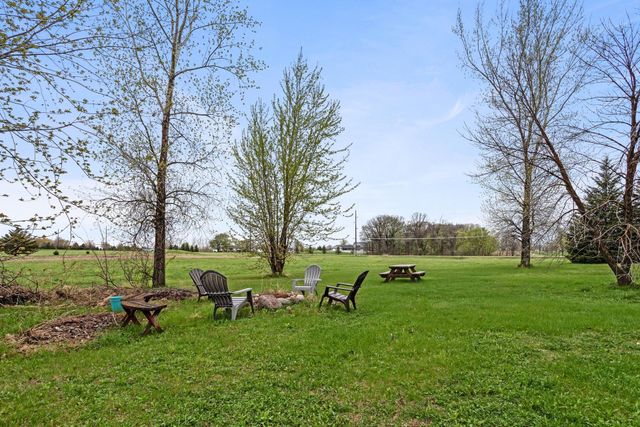 7531 E 250th Street, Elko New Market, MN 55020