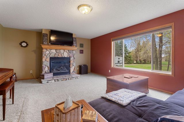 7531 E 250th Street, Elko New Market, MN 55020