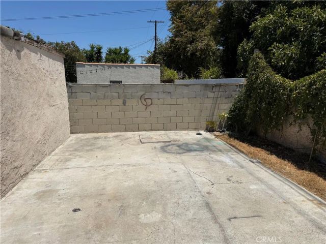 1932 W 84th, Los Angeles, CA 90047