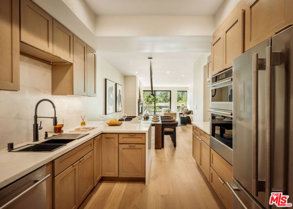 10551 Wilshire Boulevard 403, Los Angeles, CA 90024