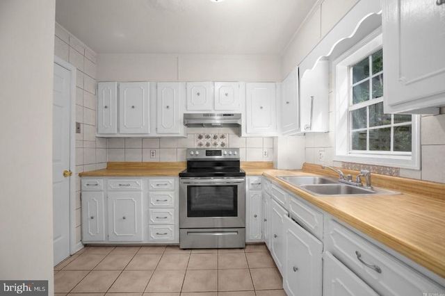 1804 PICADILLY CIRCUS, Culpeper, VA 22701