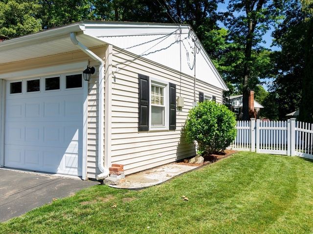 42 Bruce Road, Bellingham, MA 02019