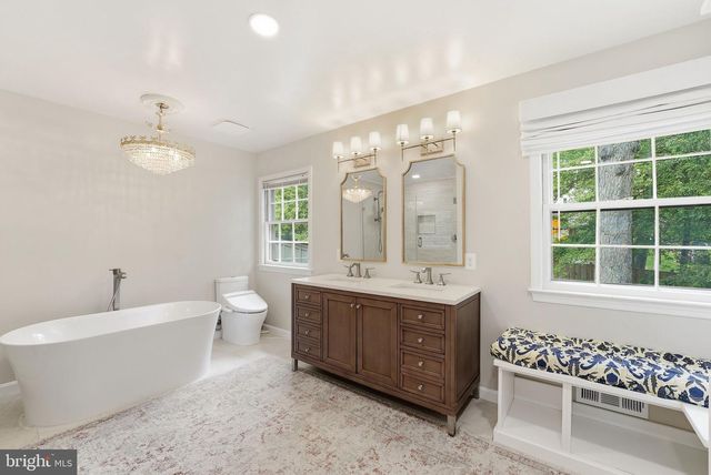 2419 CLAREMONT DR, Falls Church, VA 22043