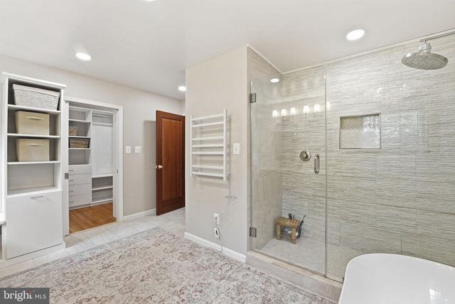 2419 CLAREMONT DR, Falls Church, VA 22043