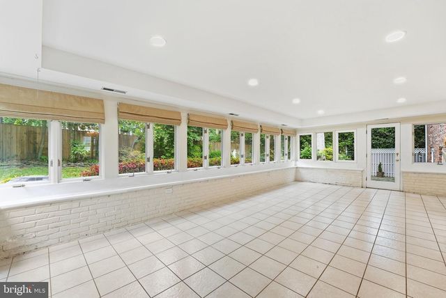 2419 CLAREMONT DR, Falls Church, VA 22043