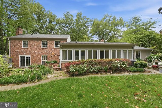 2419 CLAREMONT DR, Falls Church, VA 22043