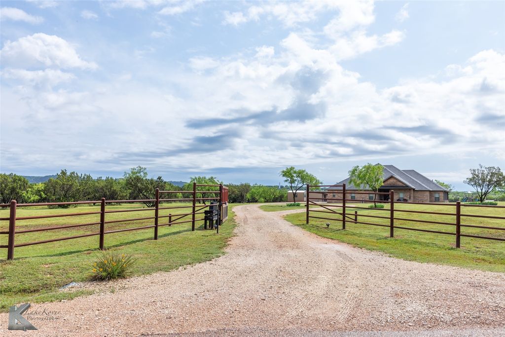 453 County Road 151, Tuscola, TX 79562
