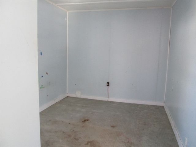 433 Putnam Hill Road, Sutton, MA 01590