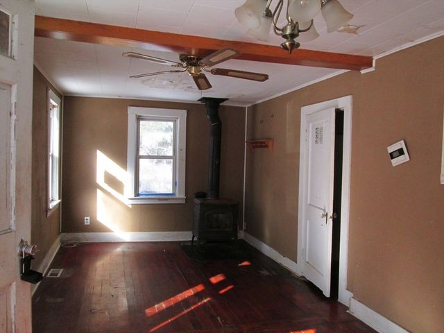 433 Putnam Hill Road, Sutton, MA 01590