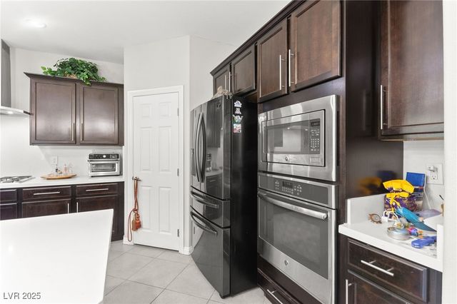 145 Strone Street, Henderson, NV 89012